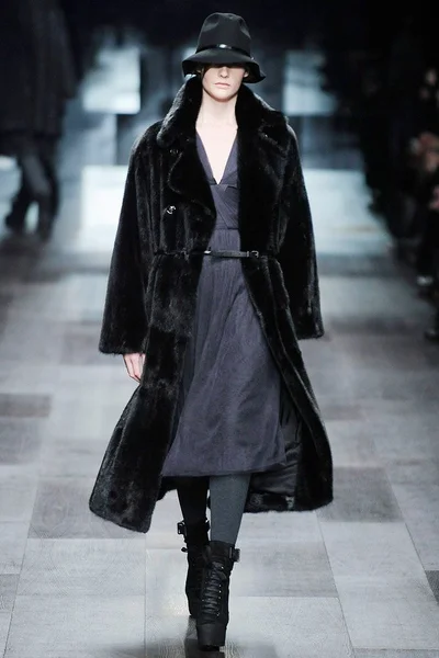 Look 22